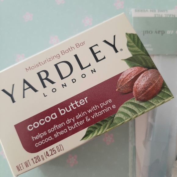 Feel Better Self Care Package - Picture 6 of 15